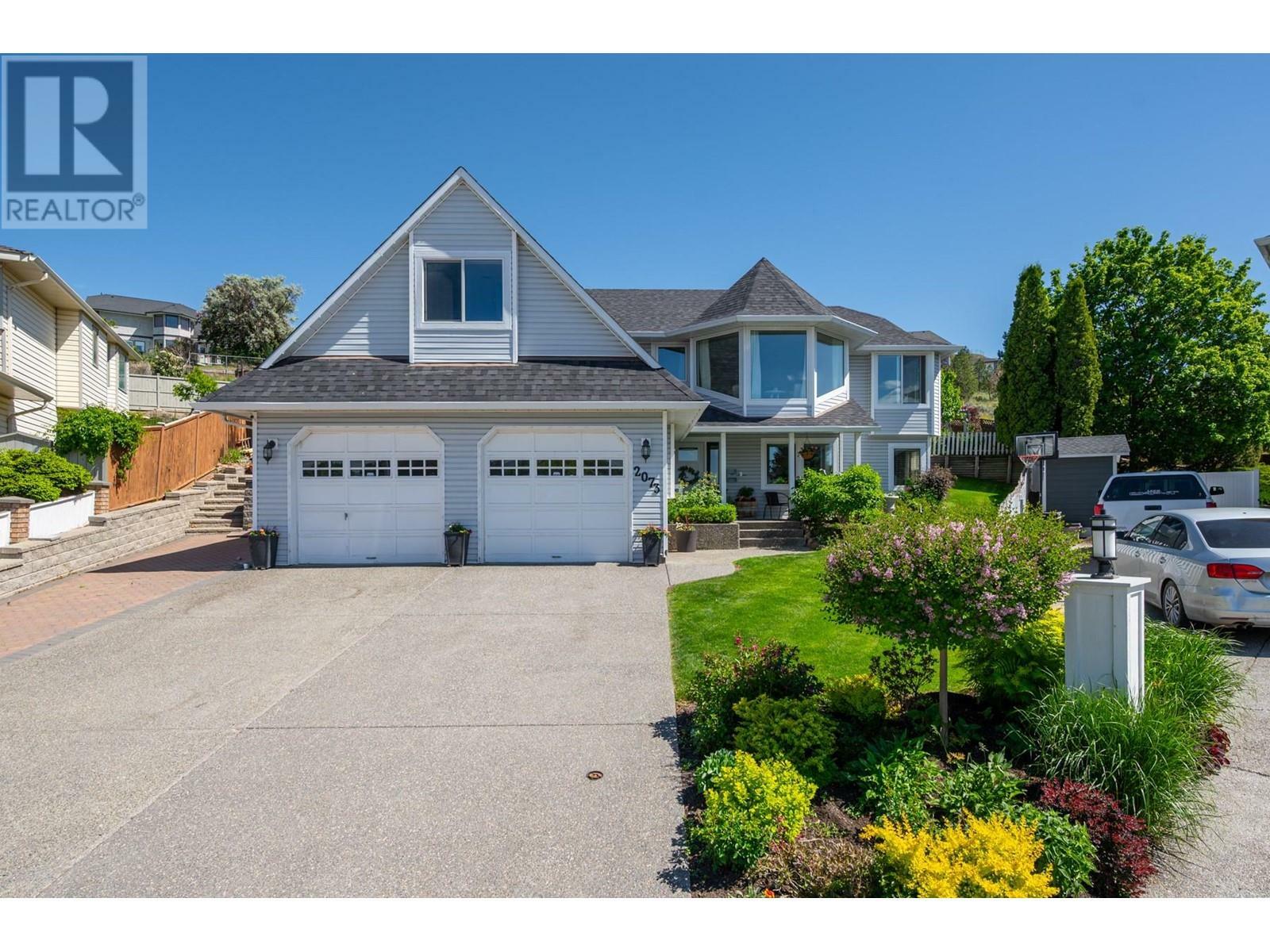 Property Photo: 2073 Sentry Place BC V2E 2K7