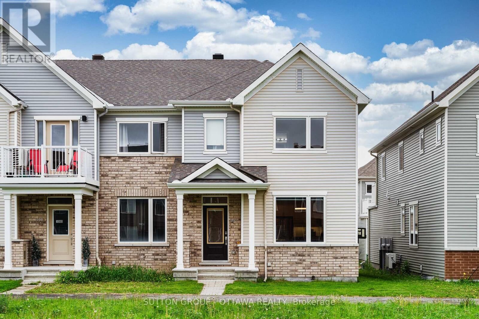 Property Photo: 1082 Chapman Mills Drive ON K2J 6P5