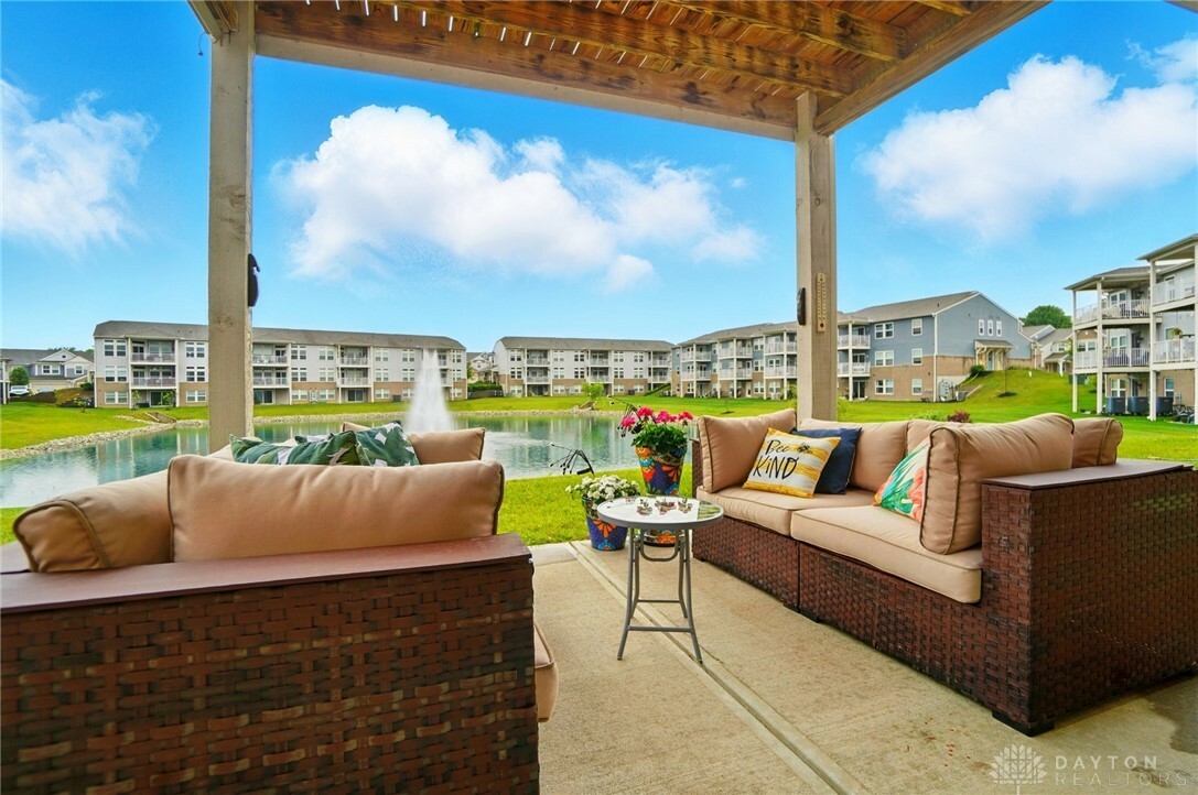 Property Photo: 5 Old Pond Road OH 45066