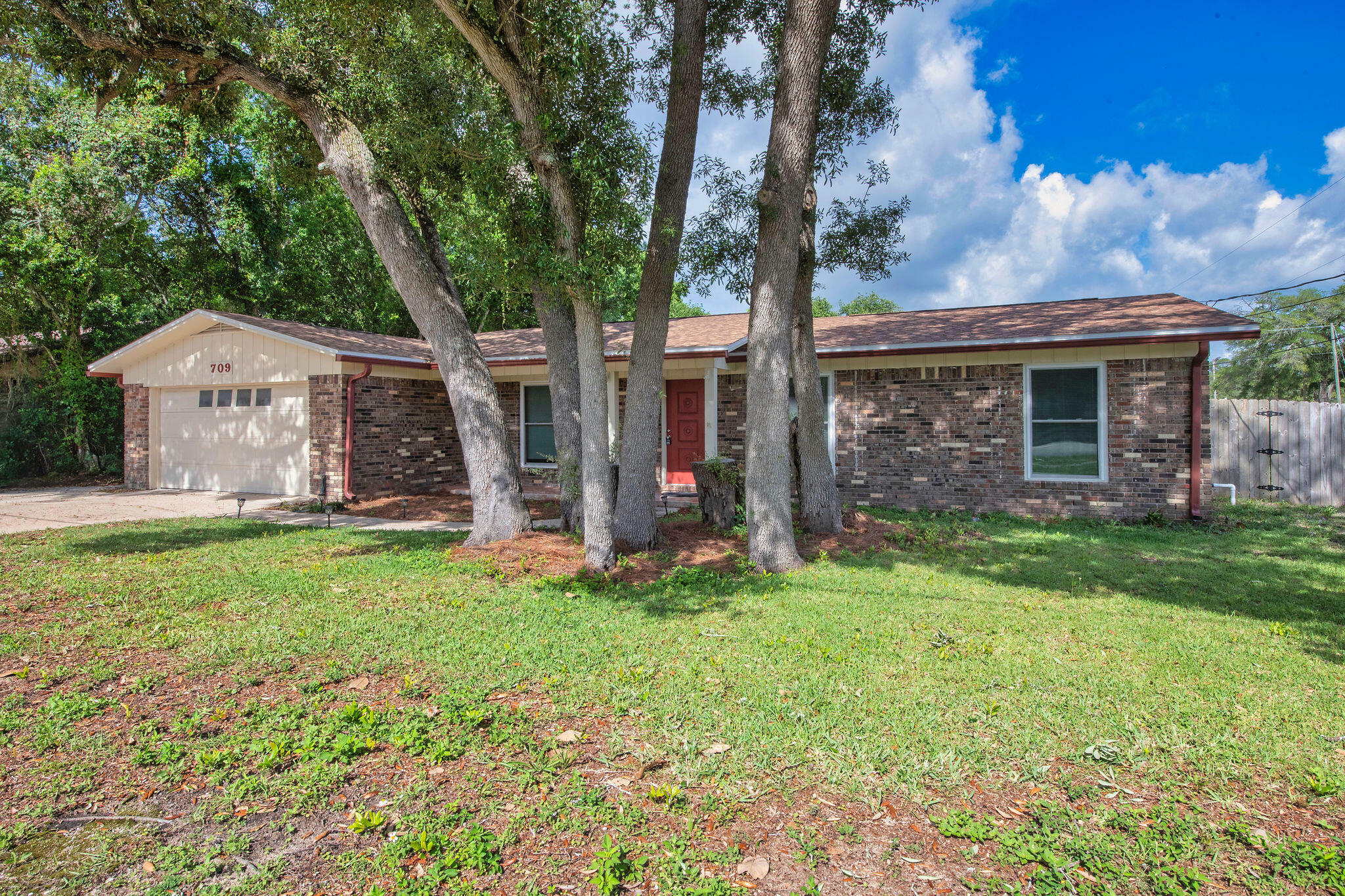 Property Photo: 709 Russell Boulevard FL 32547