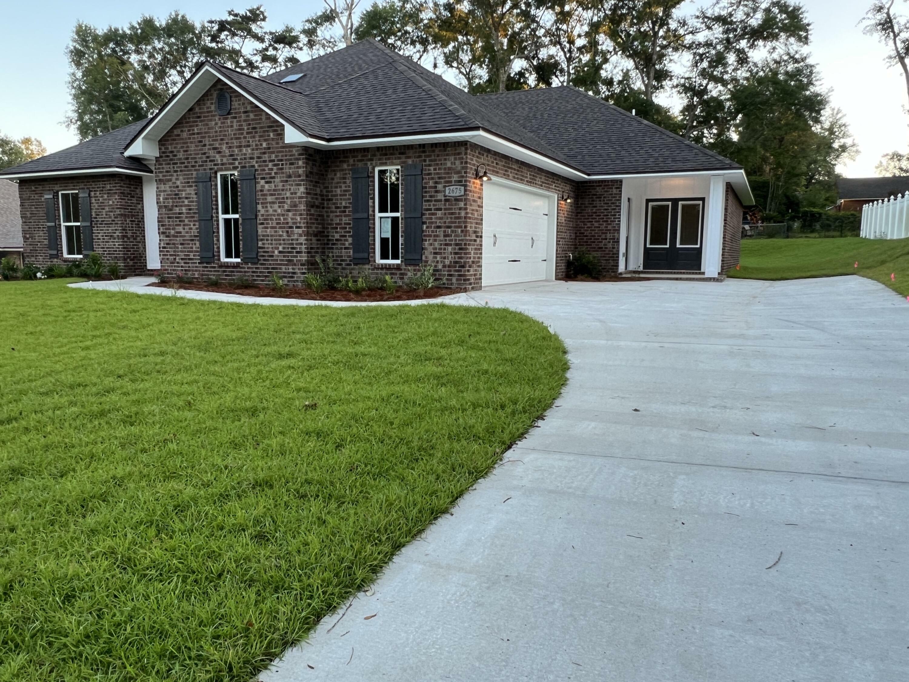 Property Photo: 2675 Brodie Lane FL 32536