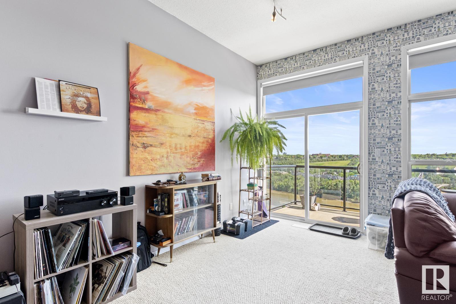 Property Photo: 9503 101 Avenue NW 506 AB T5H 4R1