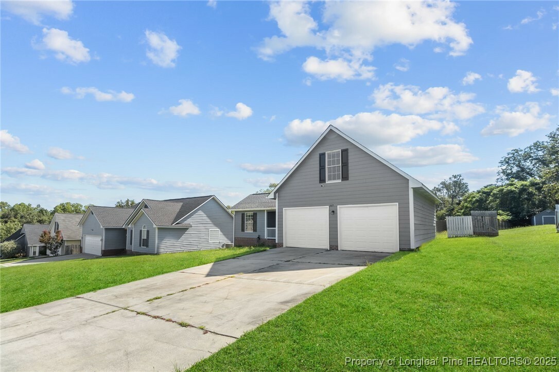 Property Photo: 1419 Acacia Drive NC 28314