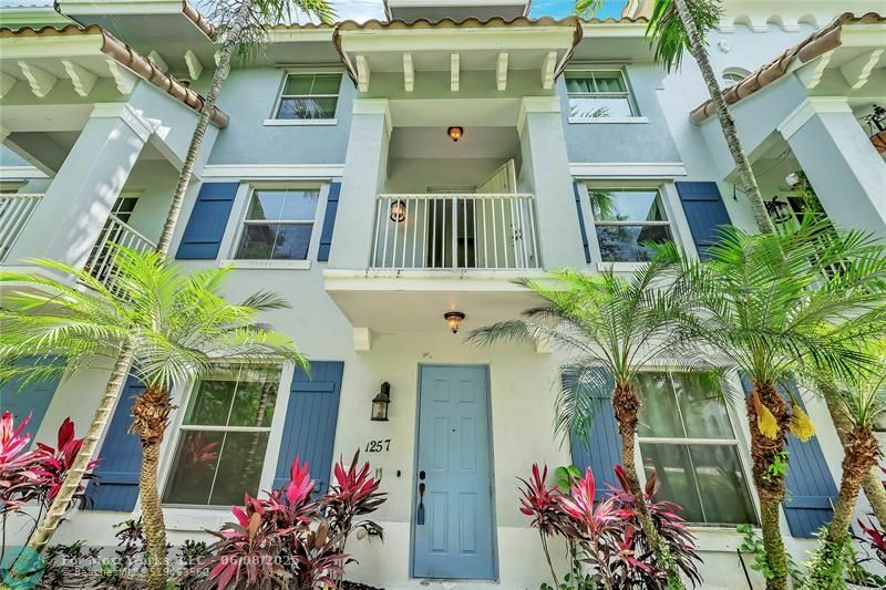 Property Photo: 1257 Via Panzani 1257 FL 33426