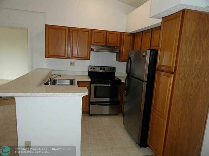Property Photo: 751 Lyons 18204 FL 33063