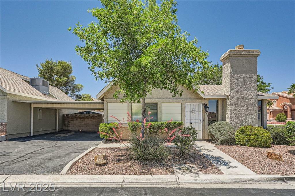Property Photo: 601 Ordrich Place NV 89145