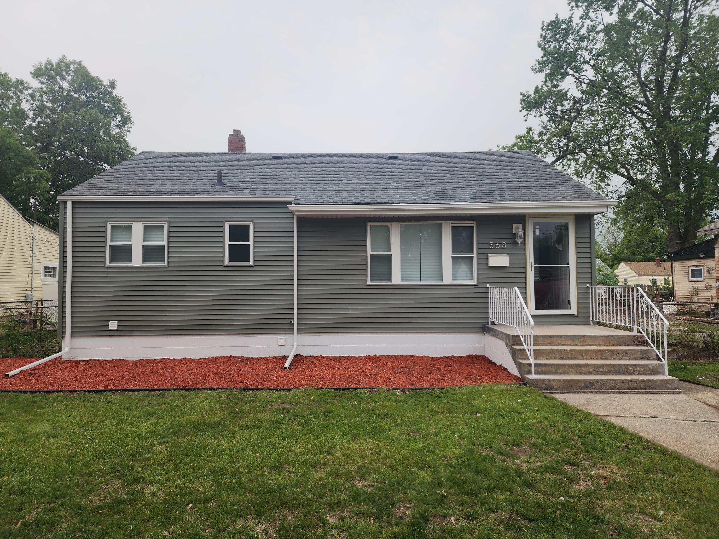 Property Photo:  568 Clinton Street  IN 46406 
