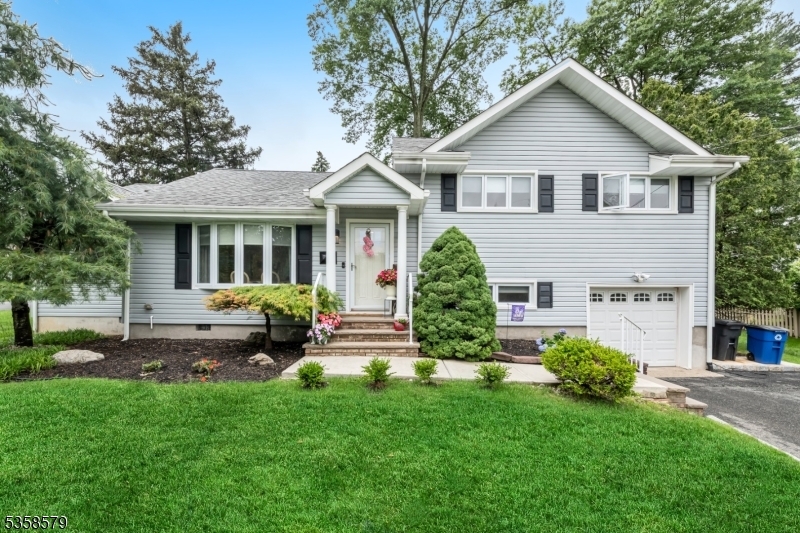 Property Photo:  21 Ring Pl  NJ 07009 