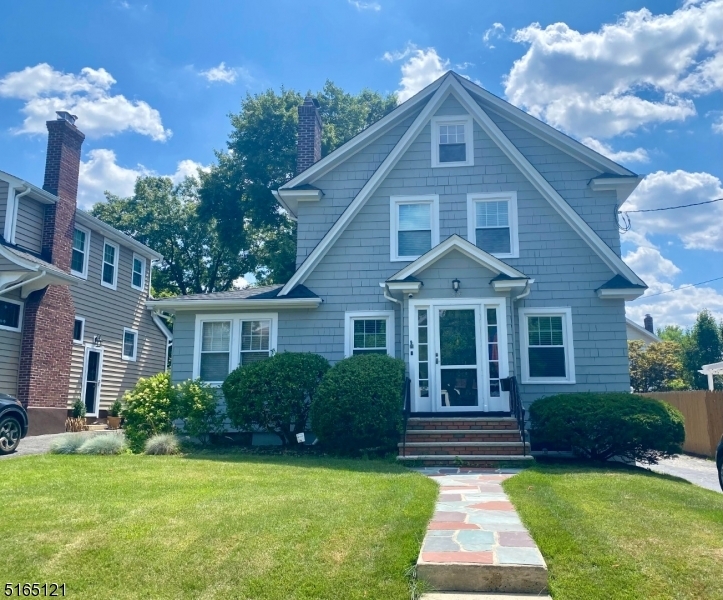 Property Photo: 926 Irving Ave NJ 07090