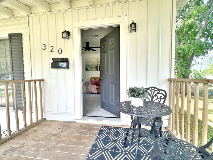 Property Photo: 320 Azalea Street TX 77566