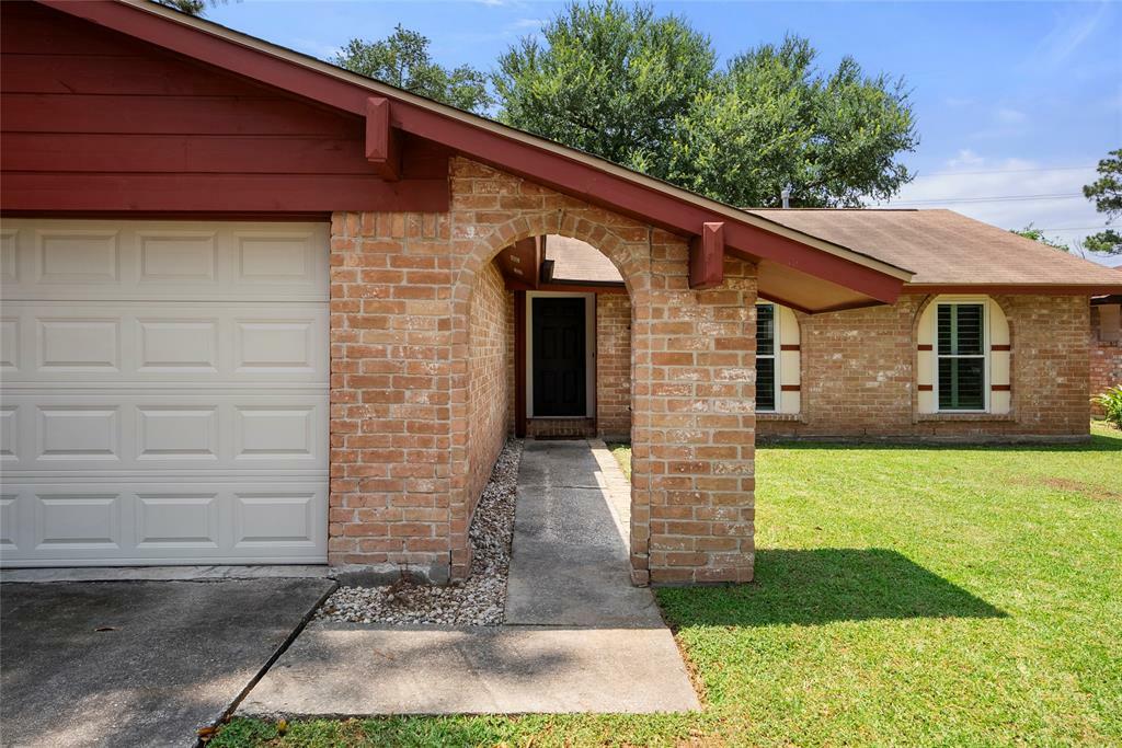 Property Photo: 3531 Acorn Springs Lane TX 77389