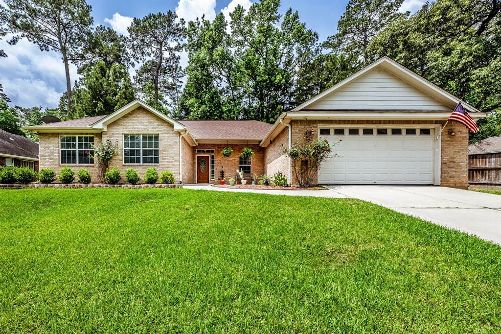 Property Photo: 717 Overbrook TX 77340