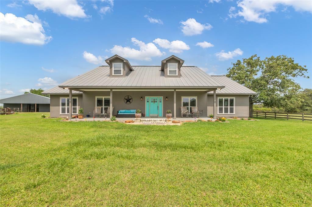 3738 E Parker Road  Muldoon TX 78949 photo