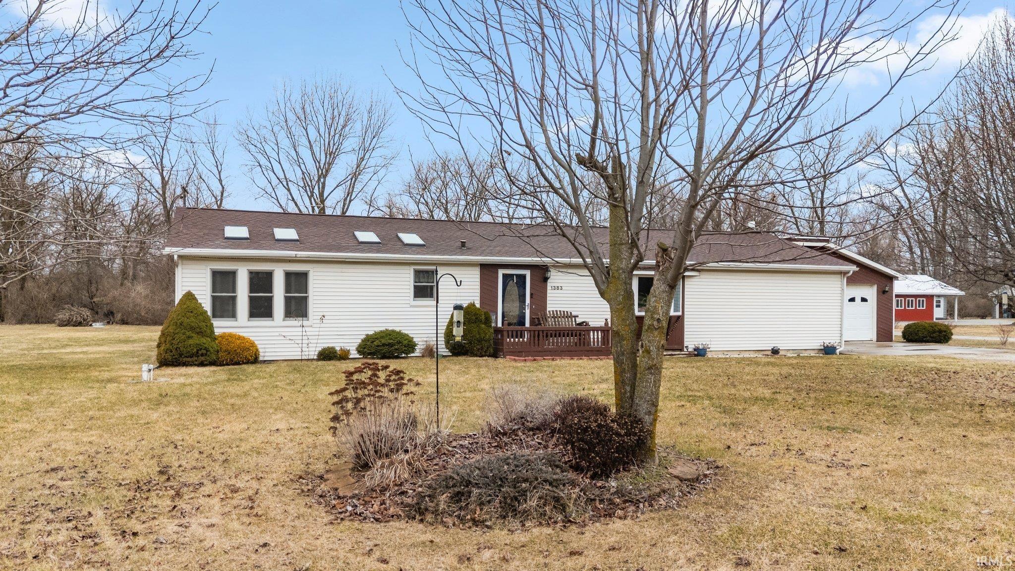 Property Photo: 1383 Buena Vista Road IN 46721