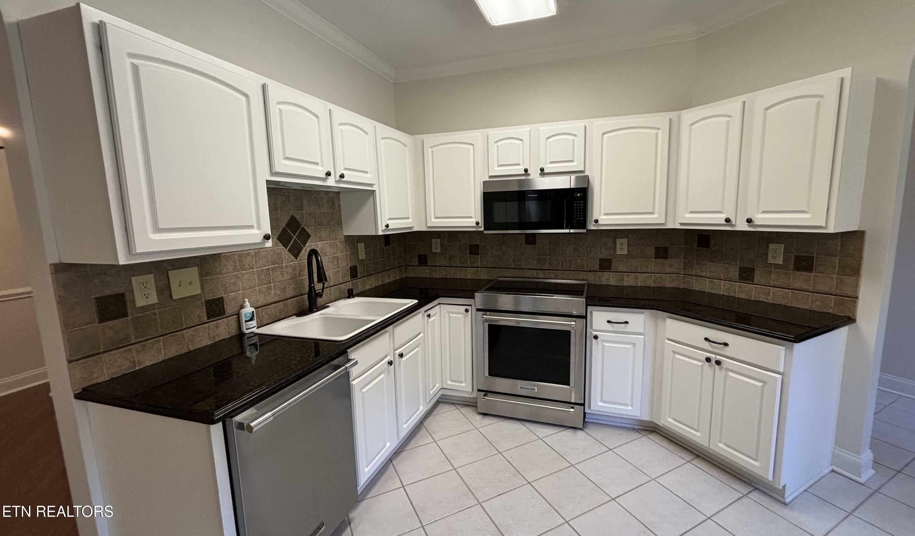 Property Photo:  6120 Winter Garden Way  TN 37912 