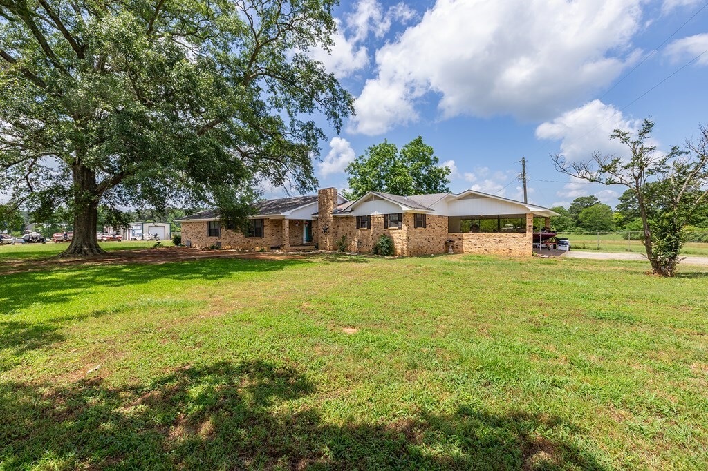 Property Photo: 12103 Hwy 259 North TX 75964