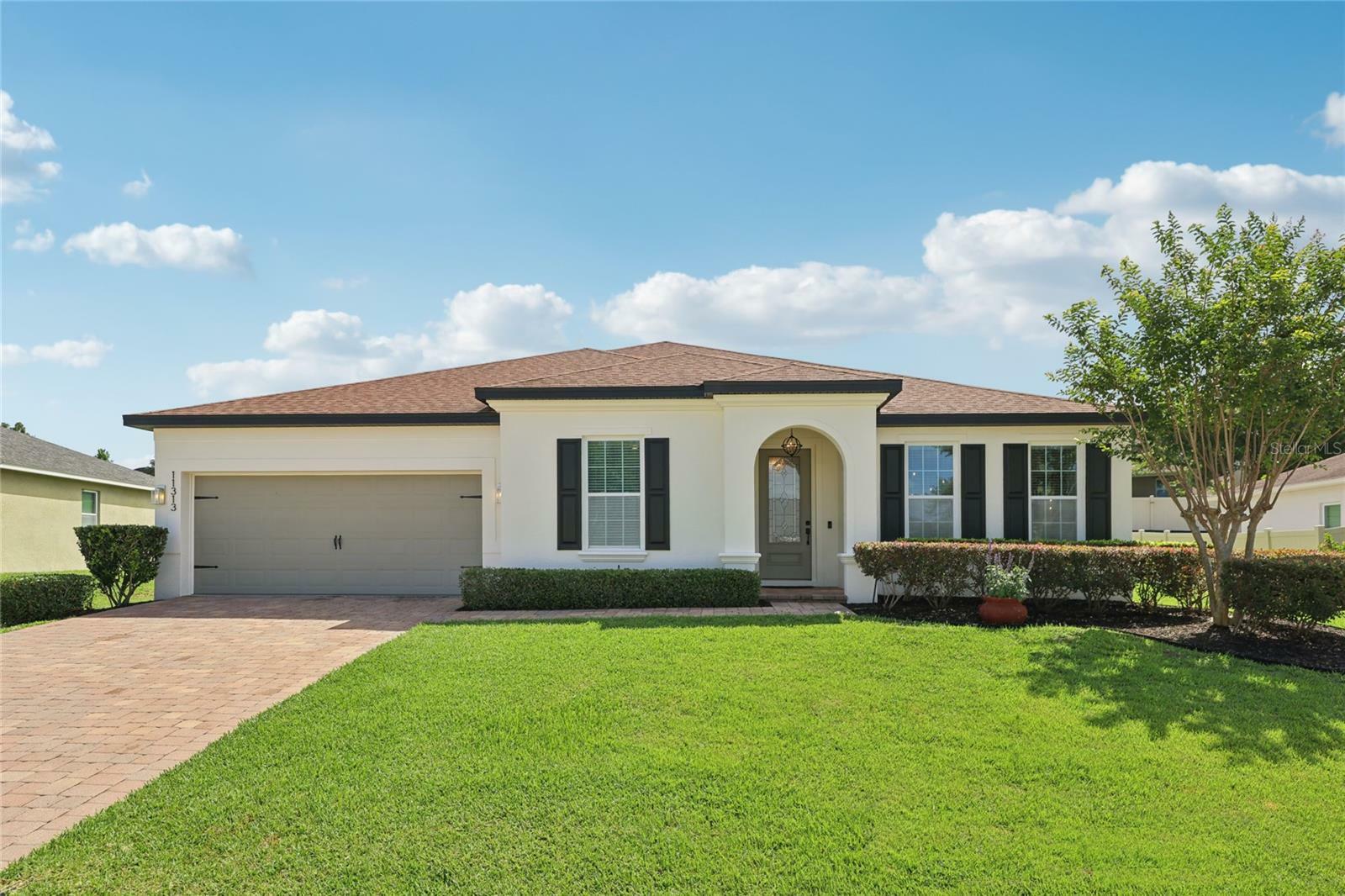 Property Photo: 11313 Little Nellie Drive FL 34711
