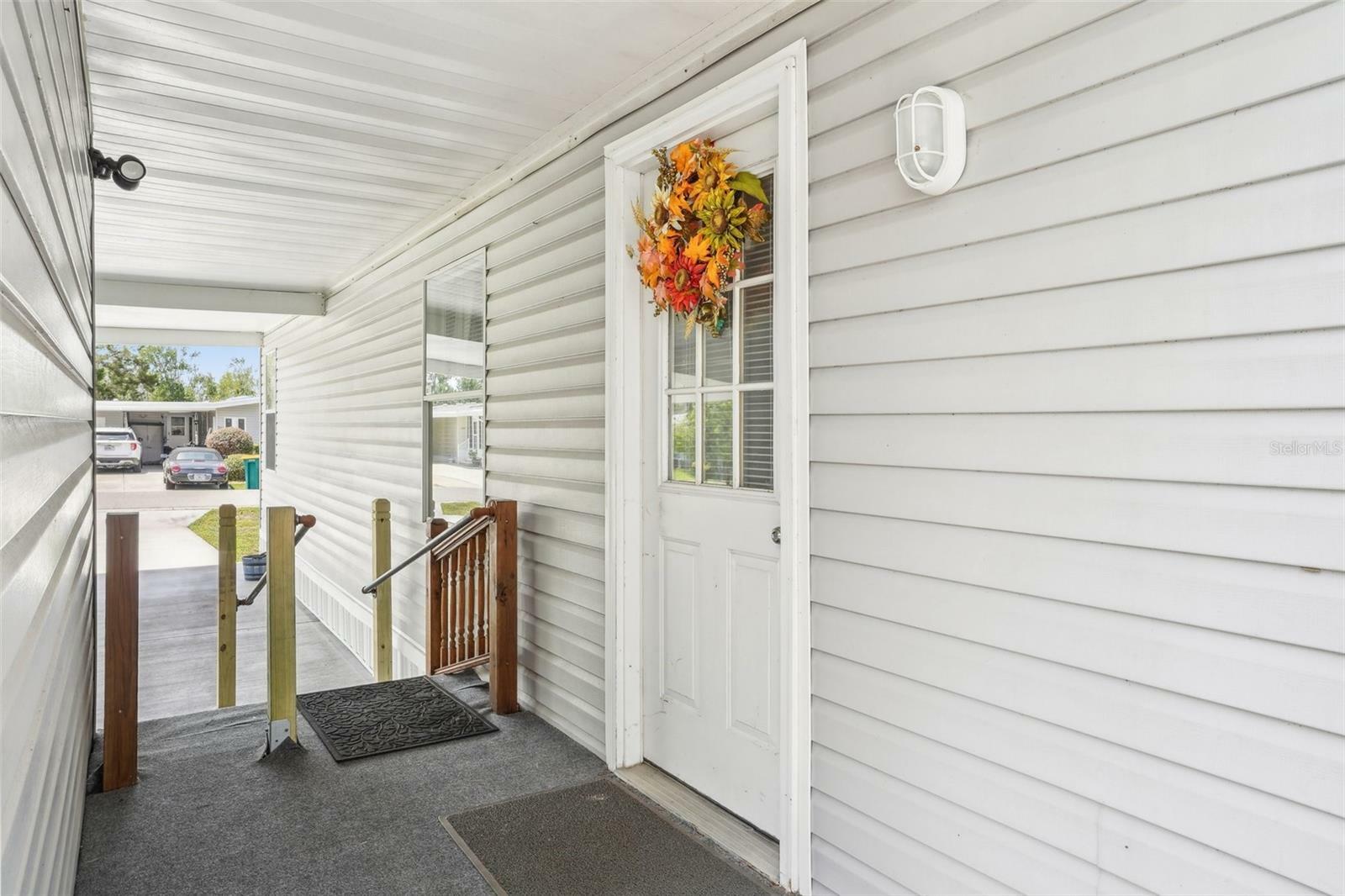 Property Photo: 3316 Rainbow Road FL 32778