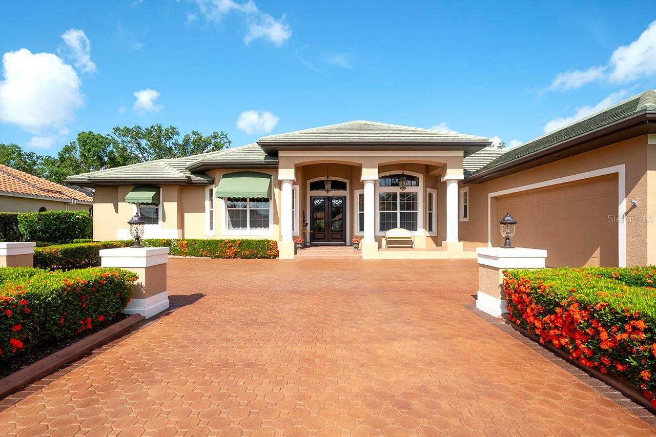 Property Photo: 2901 Little Country Road FL 34219
