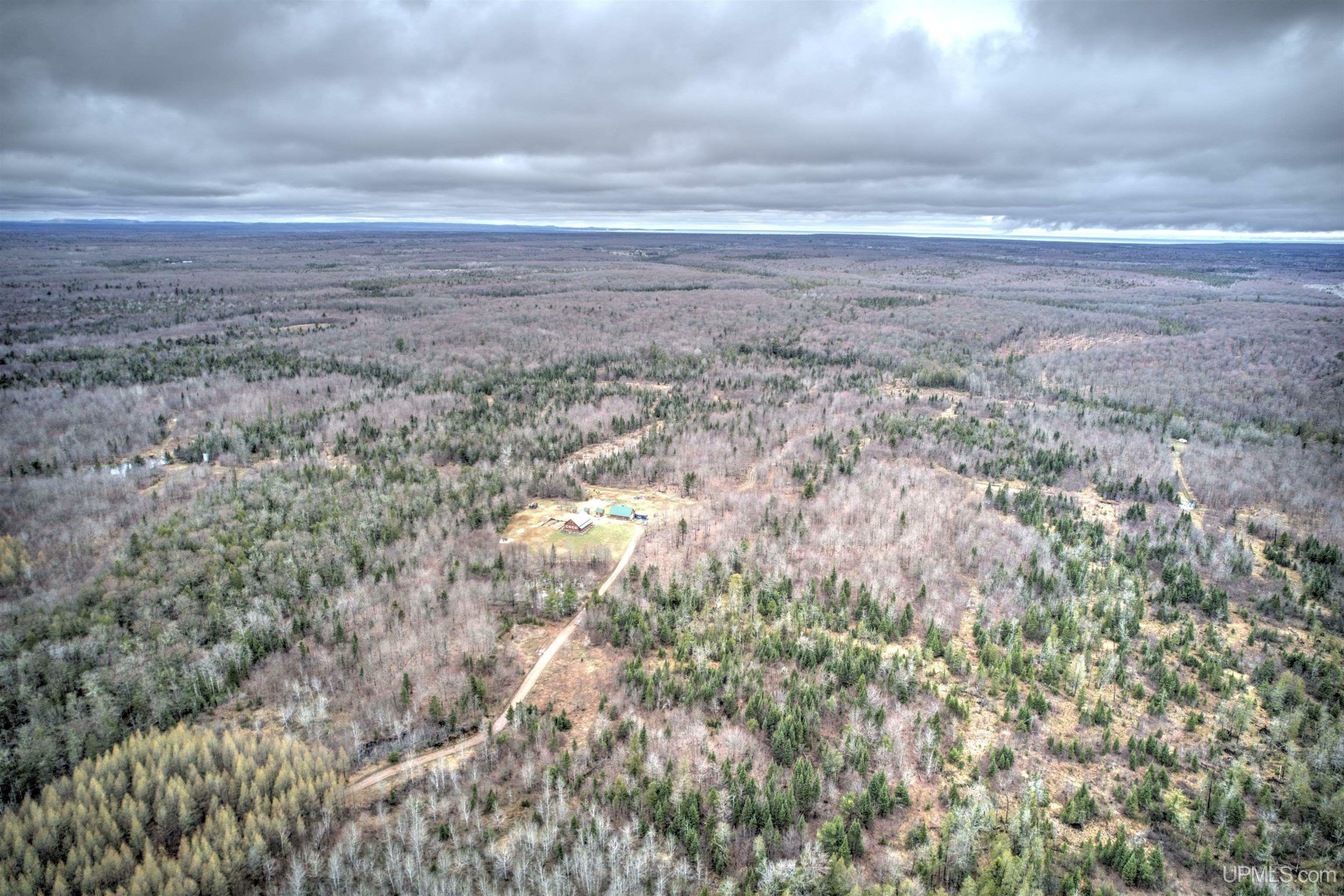 Property Photo: 3749 N US41 Highway MI 49891