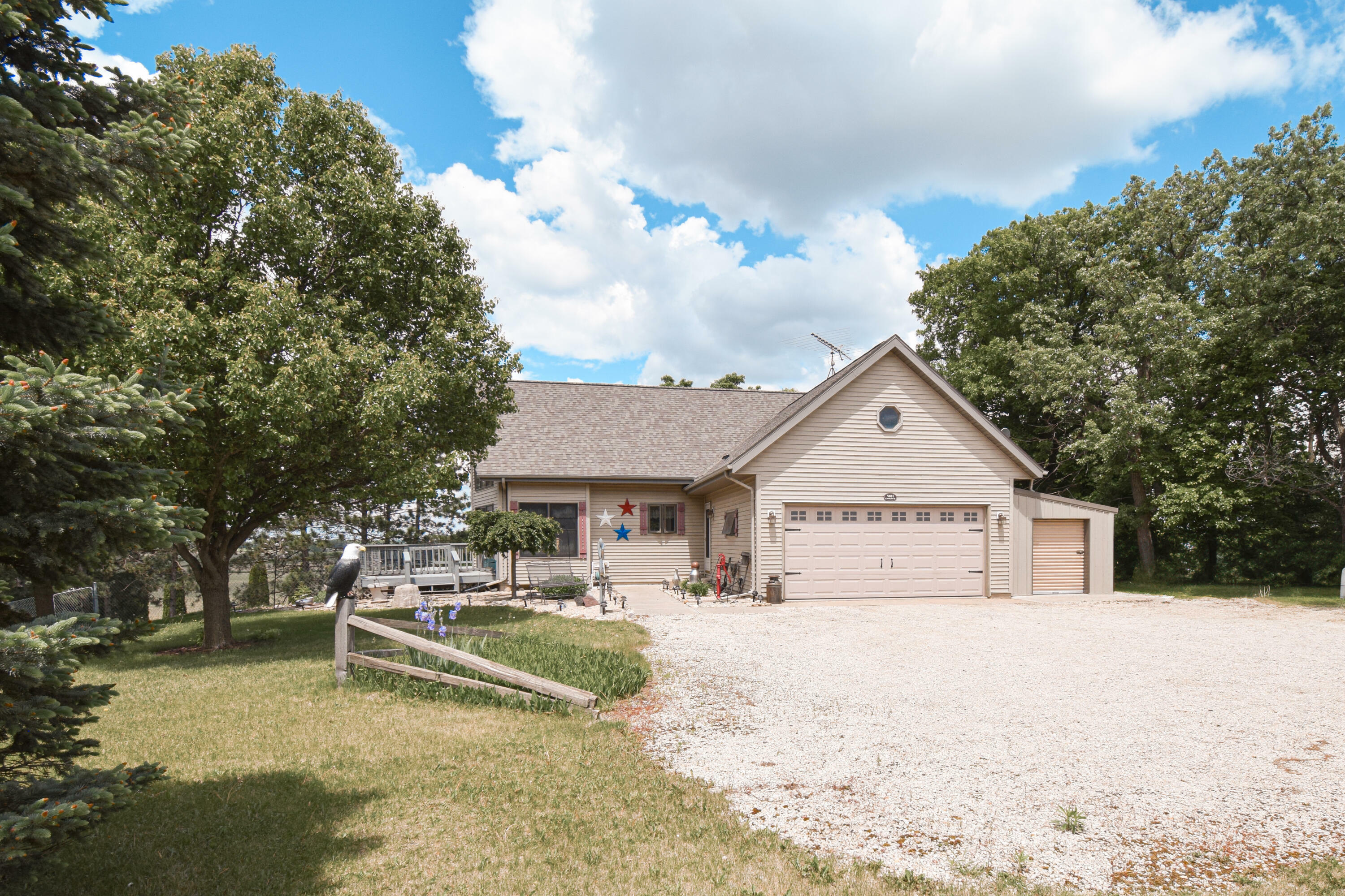 Property Photo: N881 County Road D - WI 53190