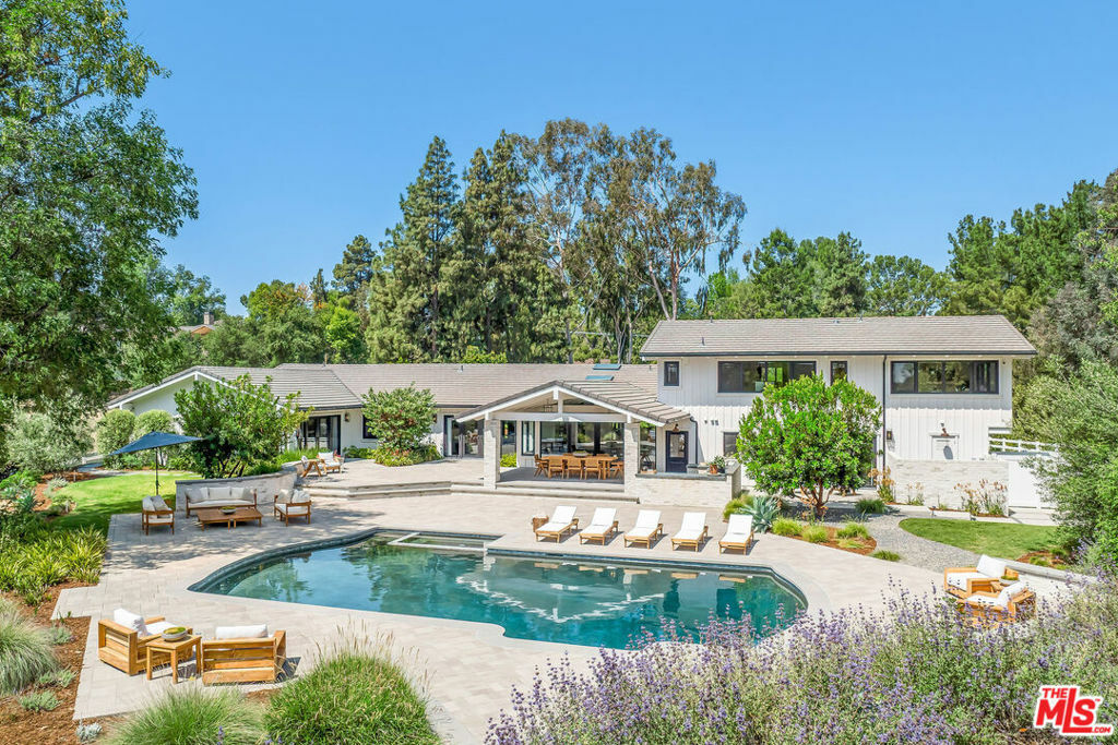 24884 Jim Bridger Road  Hidden Hills CA 91302 photo