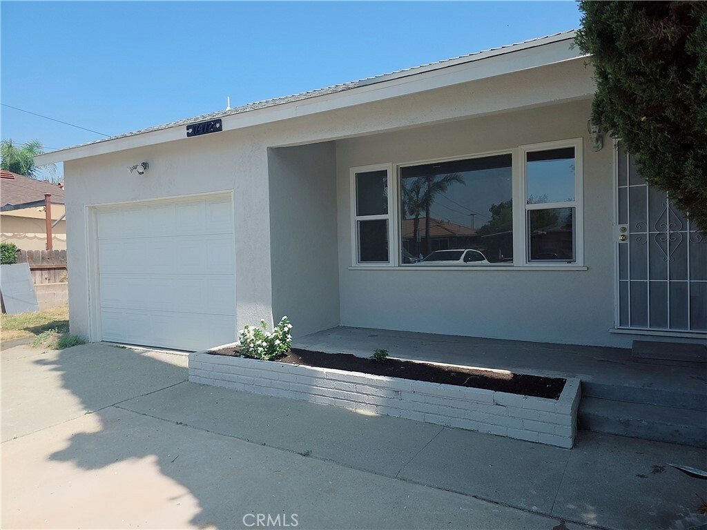 Property Photo: 17472 Paine Street CA 92336