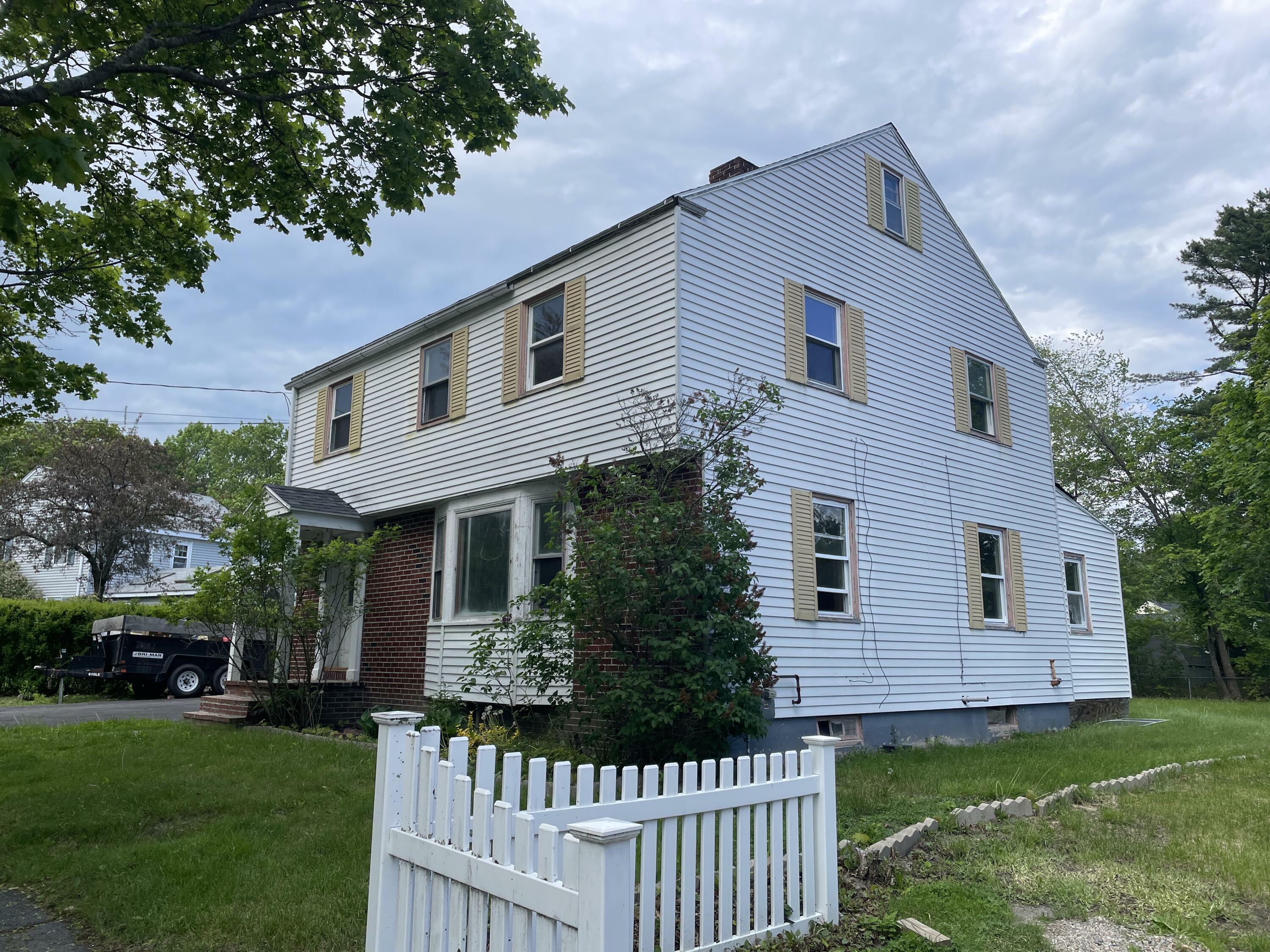 Property Photo: 87 Stevens Avenue ME 04102