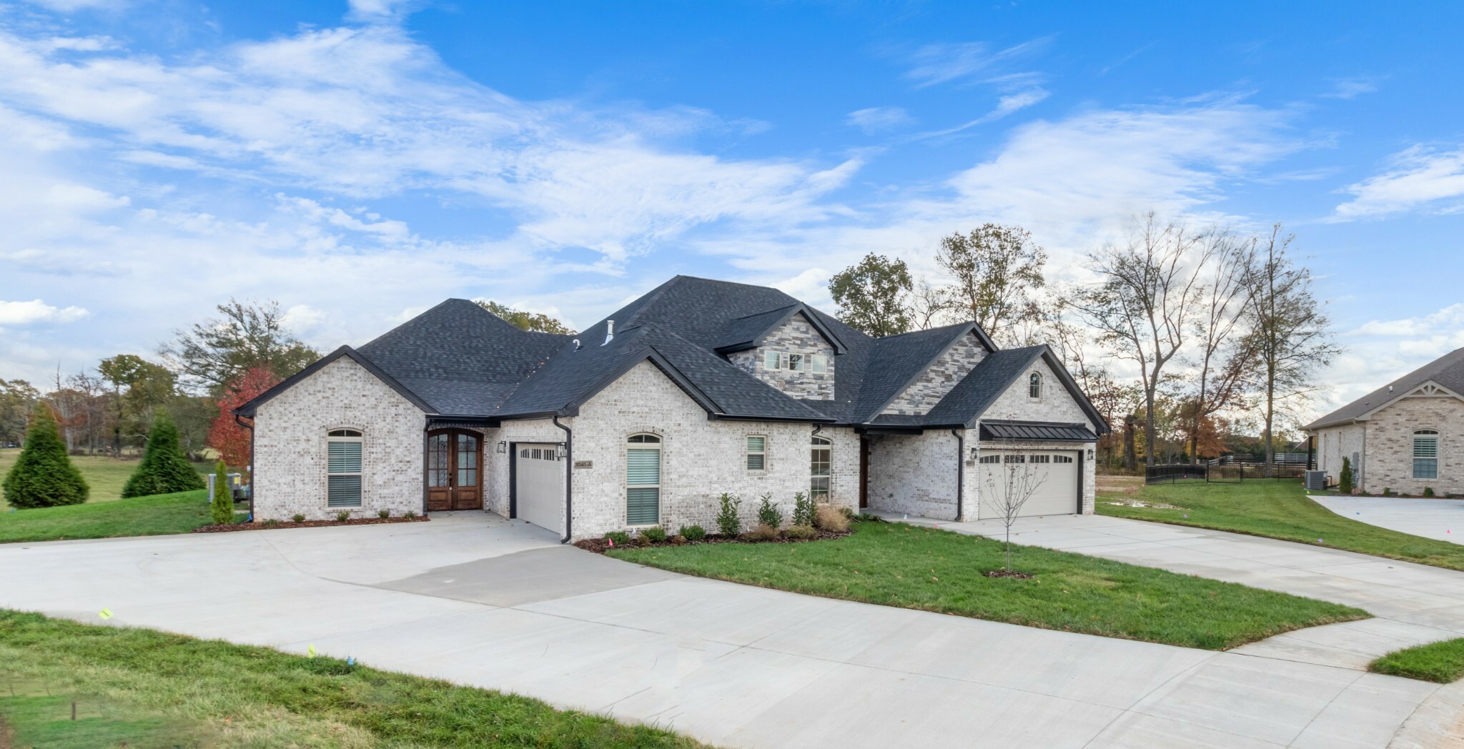 Property Photo: 1040 Veridian Drive Unit 18A TN 37043
