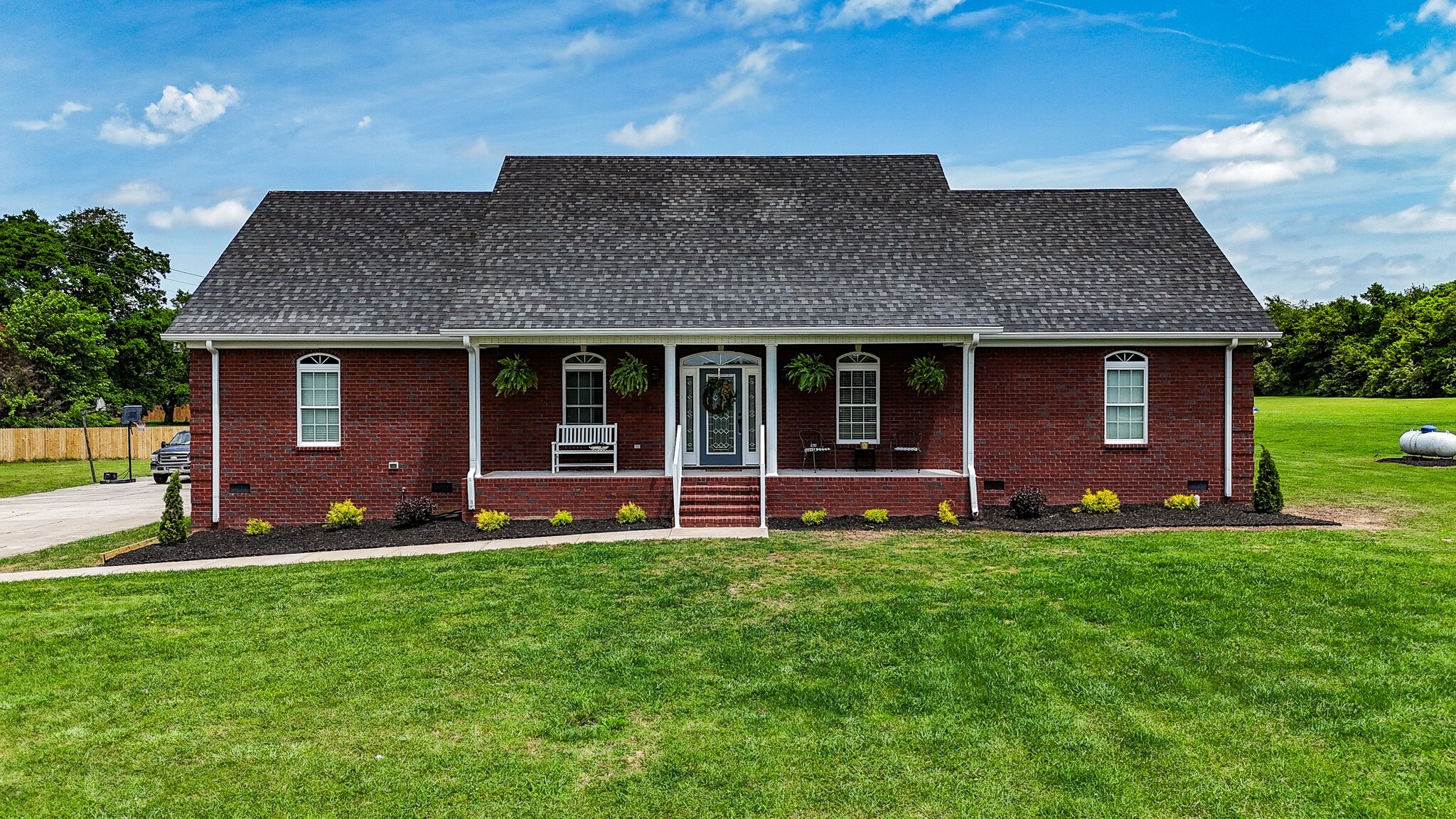 Property Photo: 215 Highway 82 E TN 37020