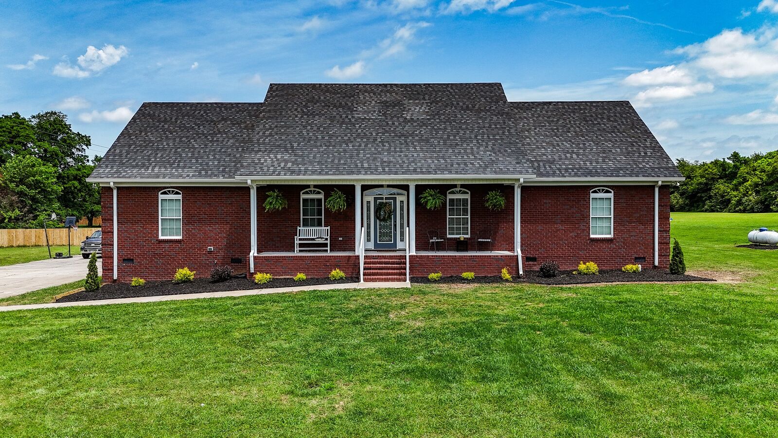 Property Photo:  215 Highway 82 E  TN 37020 