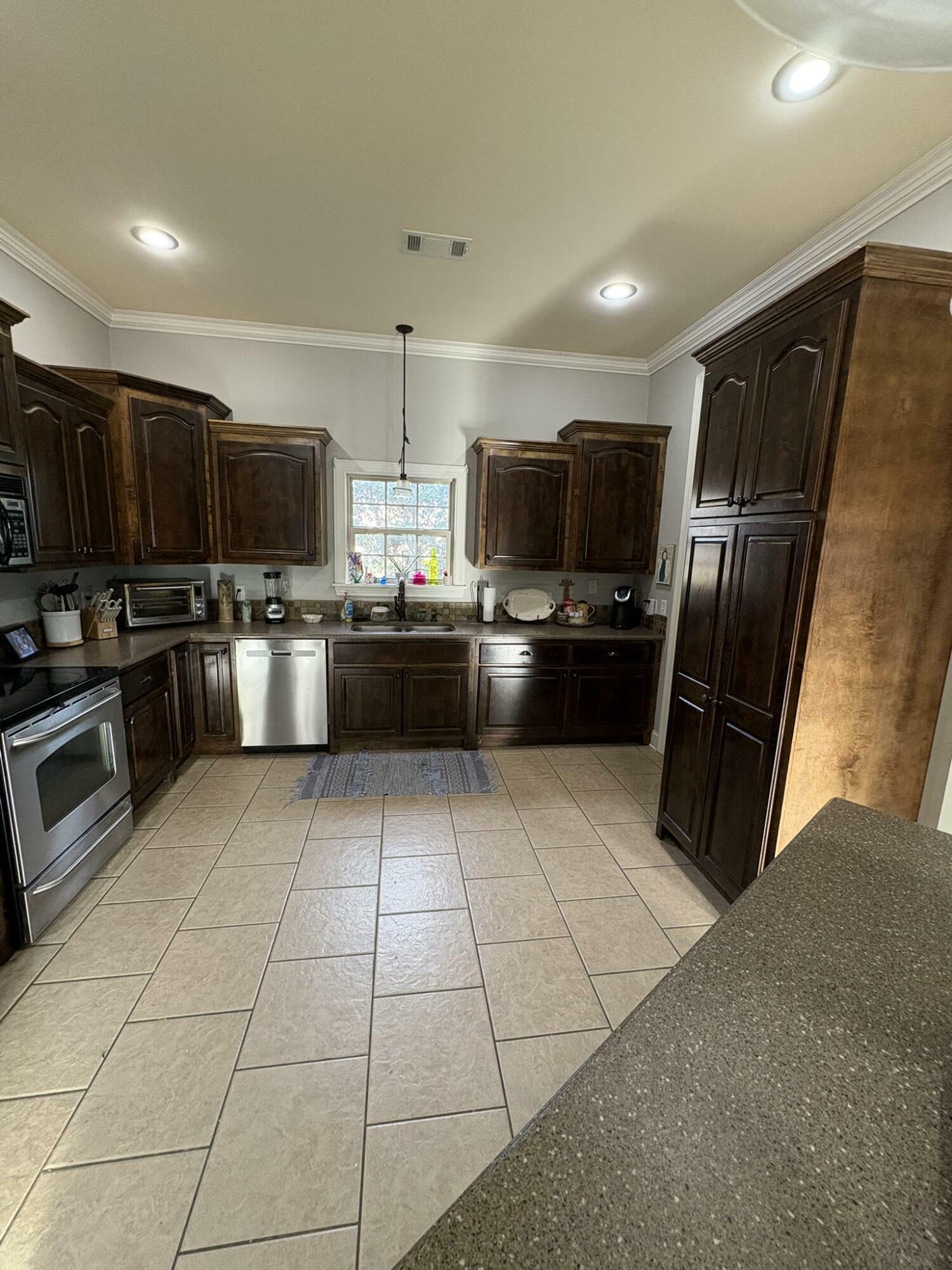 Property Photo: 3889 Water Oak Court MS 38866