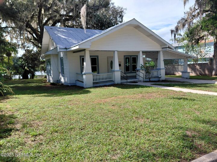 232 S Main Street  Crescent City FL 32112 photo