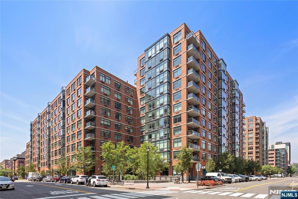 Property Photo:  1400 Hudson Street 1006  NJ 07030 