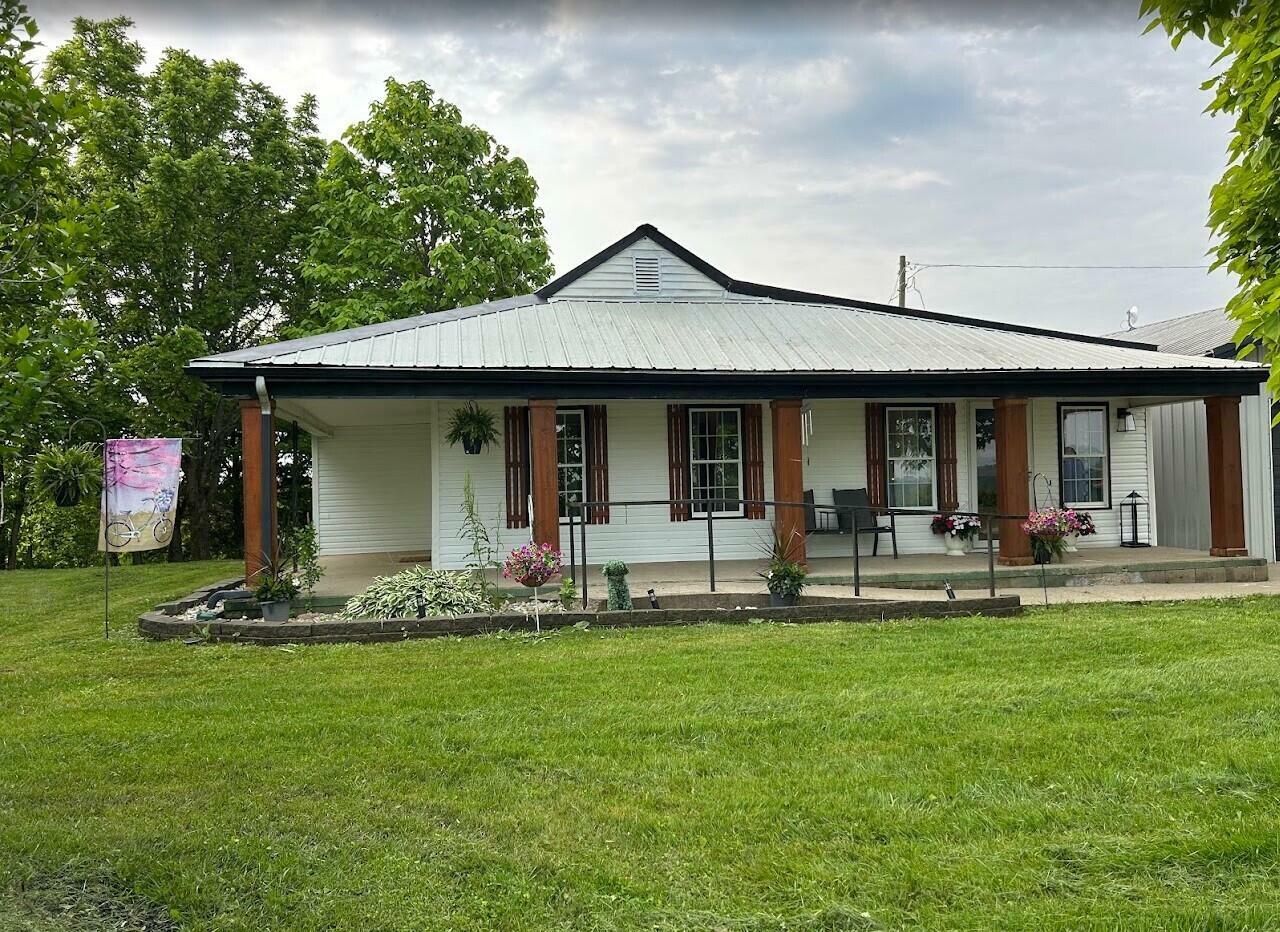 Property Photo: 1490 Golds Valley Road KY 41035