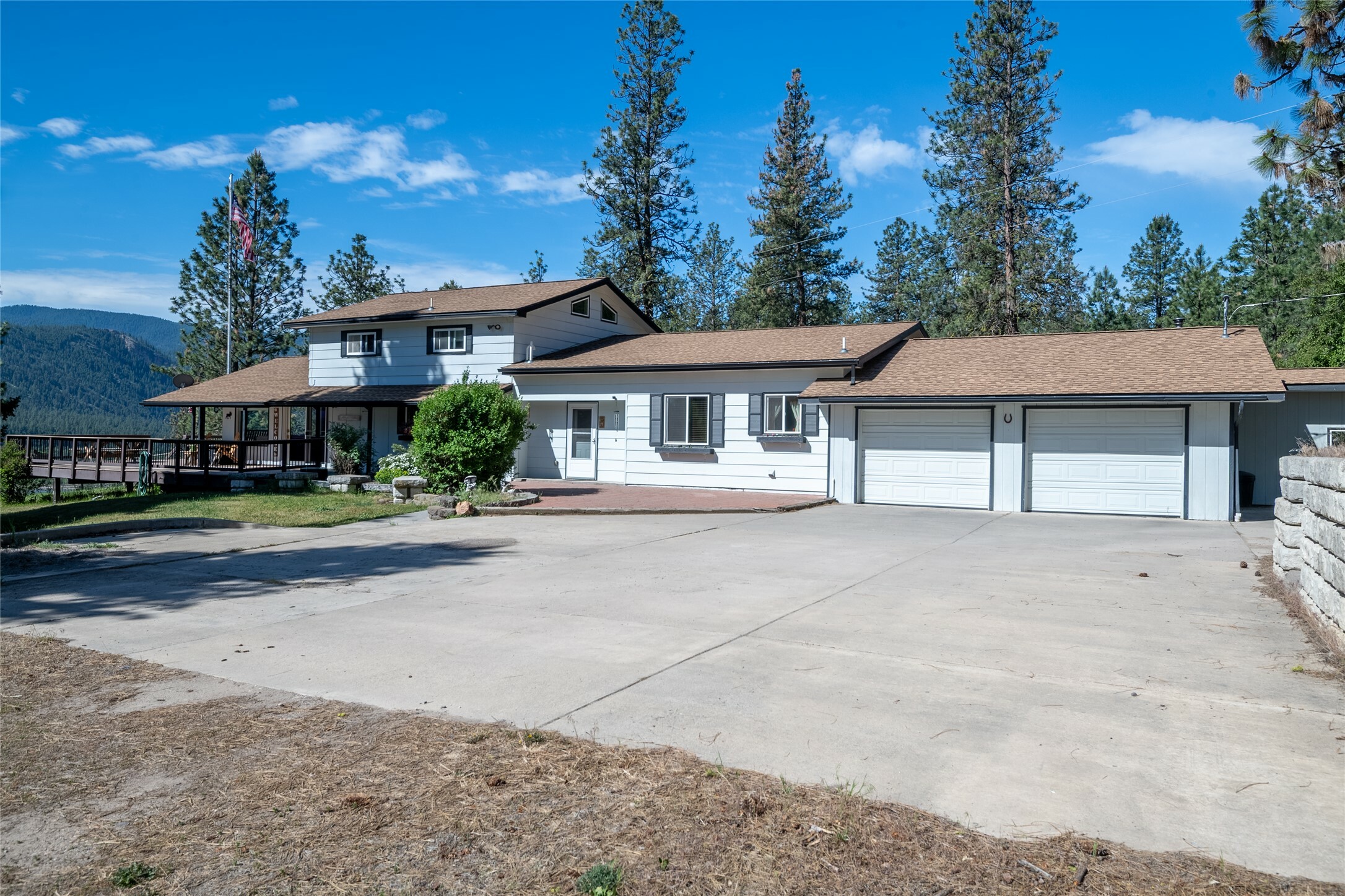 Property Photo: 25700 View Crest Drive MT 59846