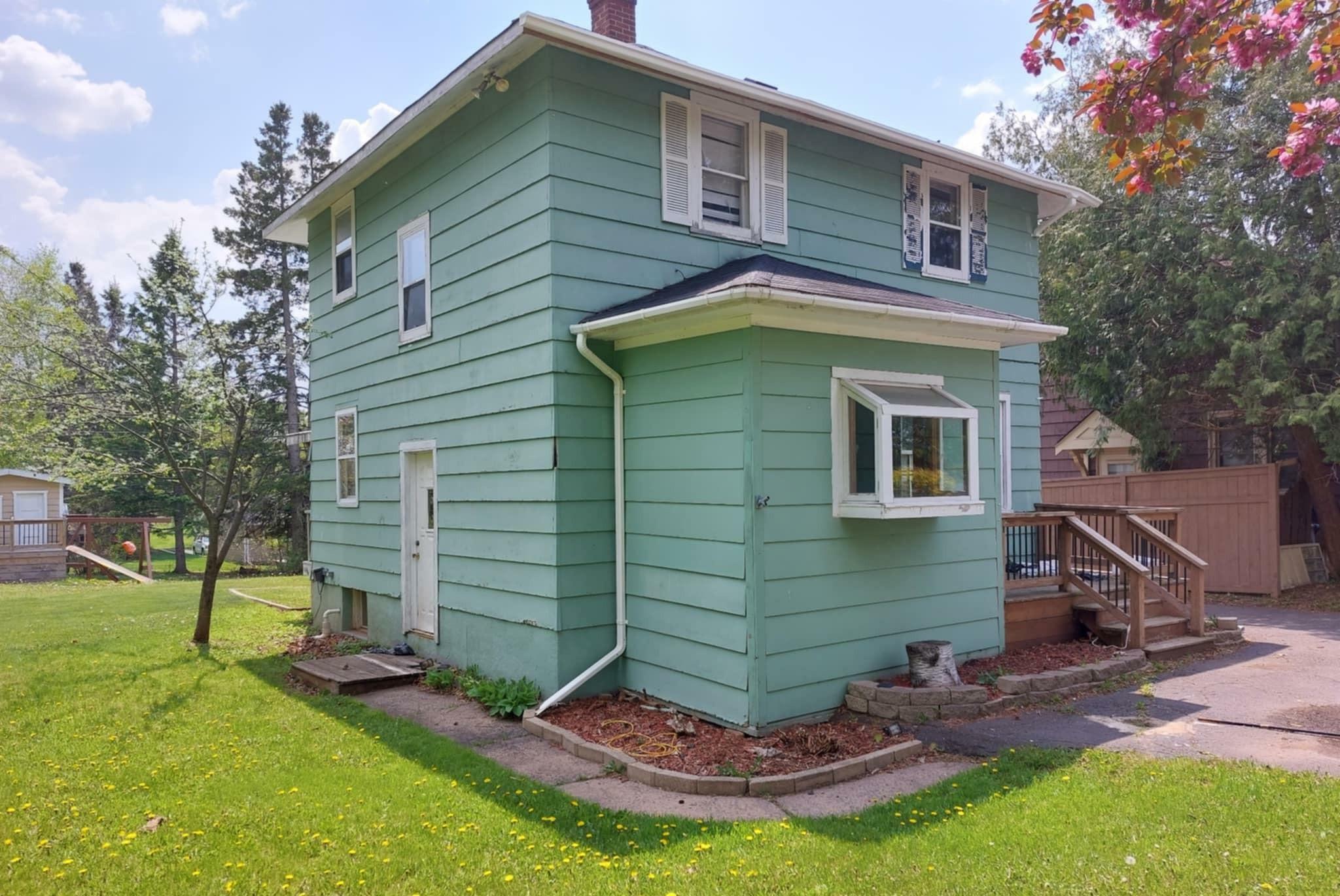 Property Photo: 18 E Wabasha Street MN 55803