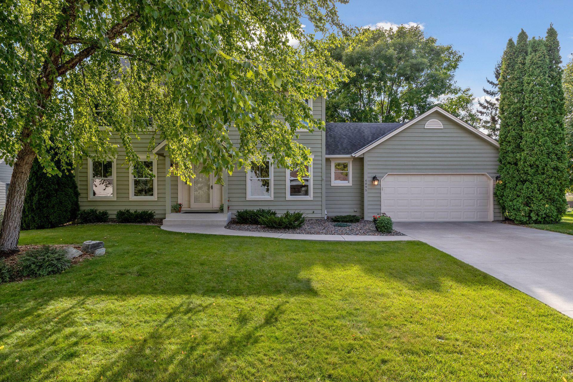 Property Photo:  6095 Zinnia Lane N  MN 55446 