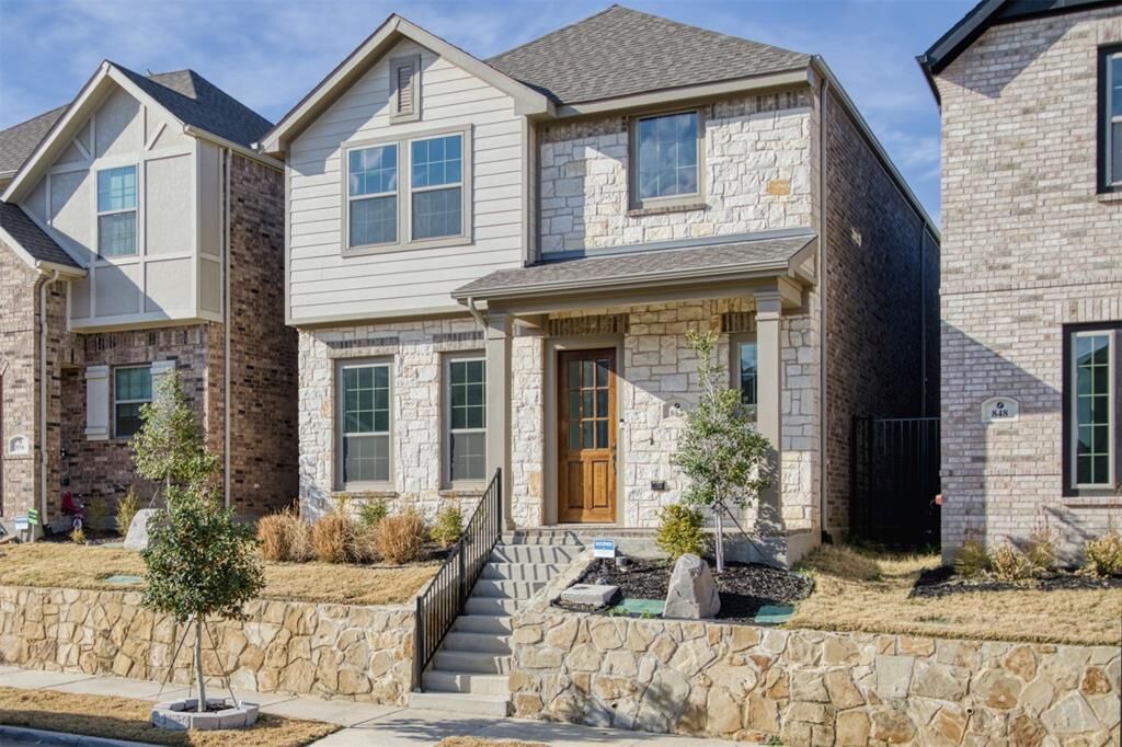Property Photo: 852 Deer Run Road TX 75028