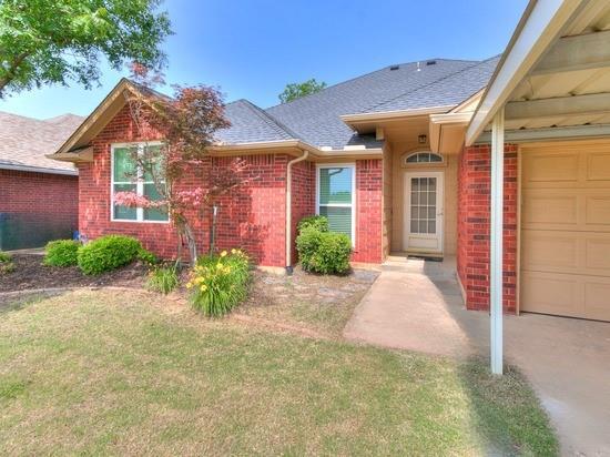 Property Photo:  4301 Lamar Drive  OK 73115 