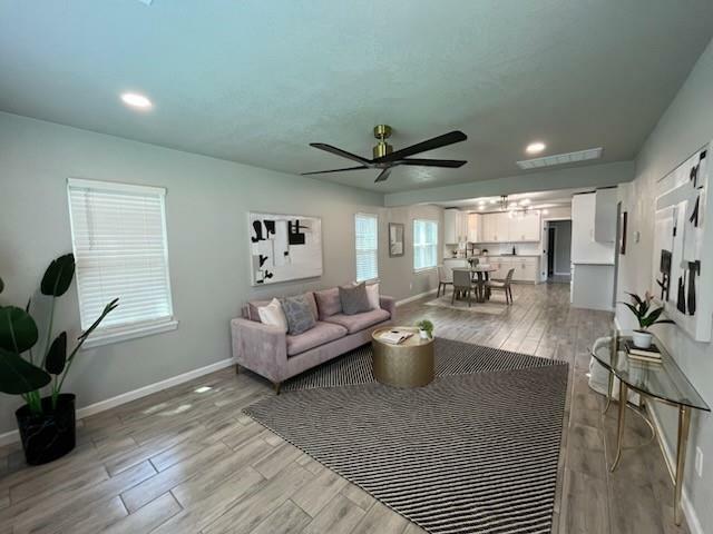 Property Photo: 701 Iowa Street OK 73069