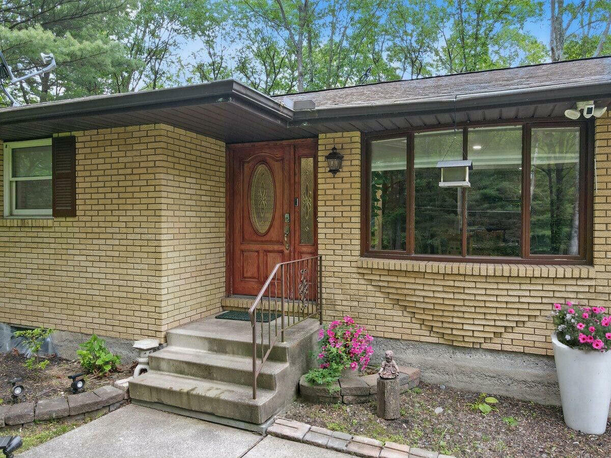 Property Photo: 3106 Janet Street PA 18301