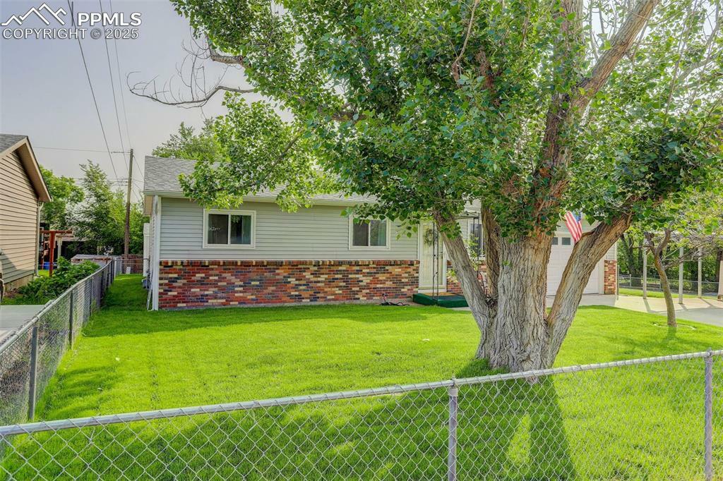 Property Photo: 1567 Willshire Drive CO 80906