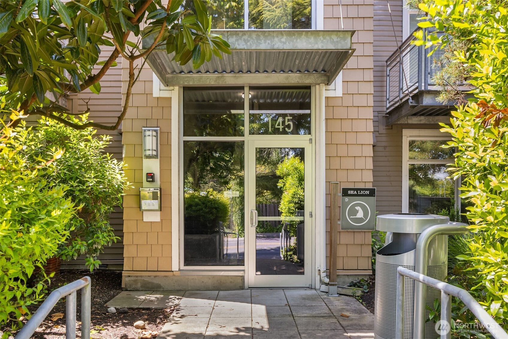 Property Photo:  145  Ferncliff Avenue NE D338  WA 98110 