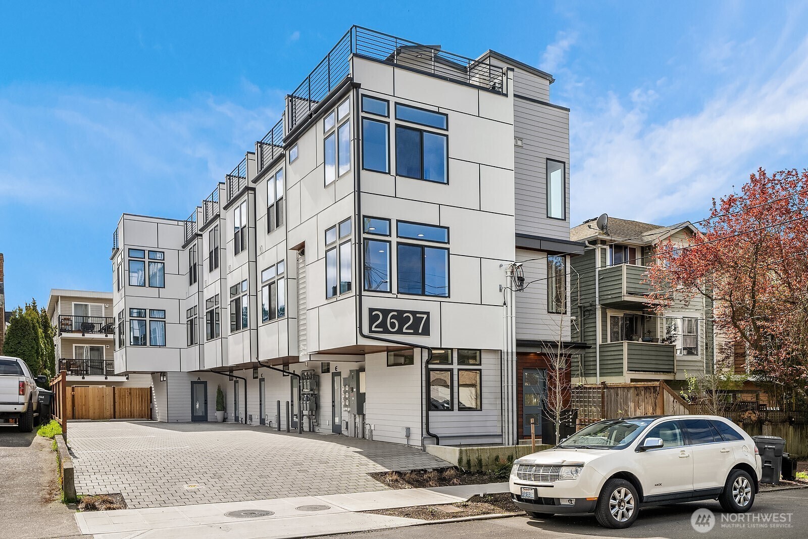 2627 B NW 59th Street  Seattle WA 98107 photo