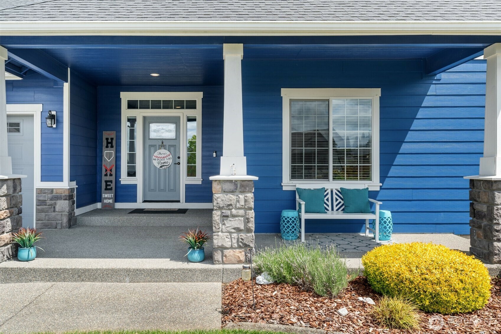 Property Photo: 8602 Ayer Street SE WA 98501