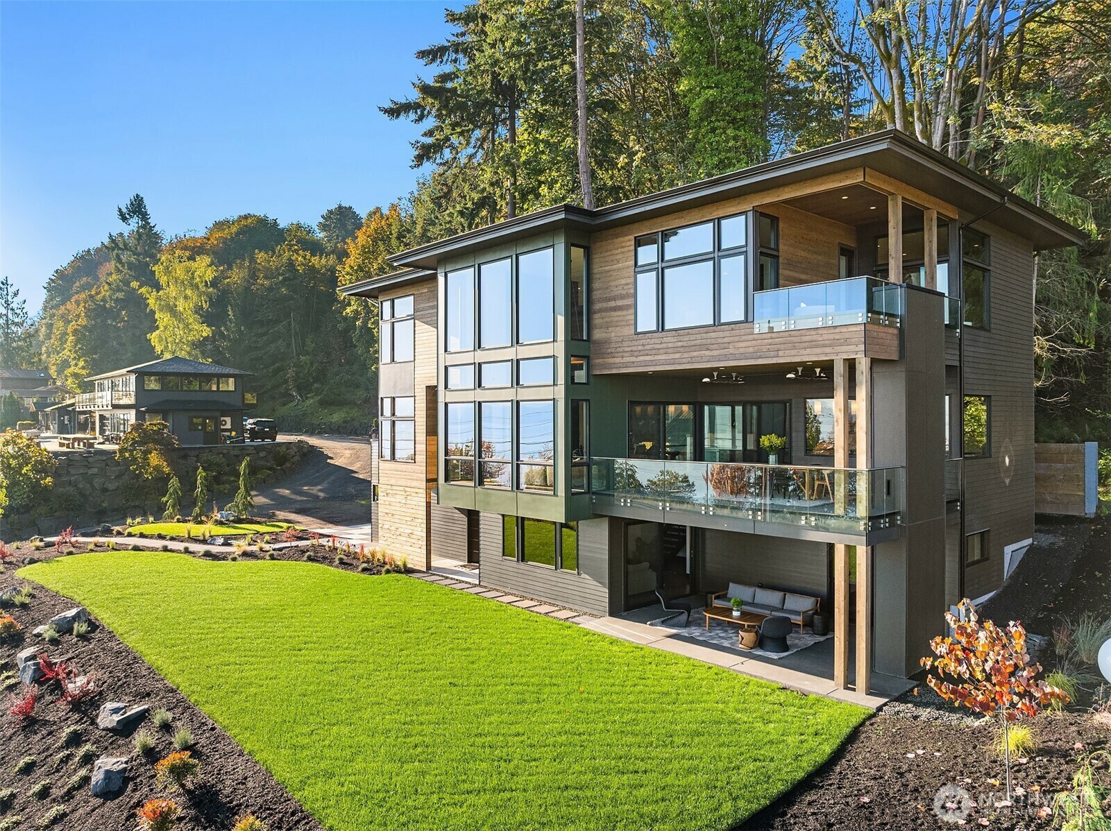 Property Photo: 4802 N Waterview Street WA 98407