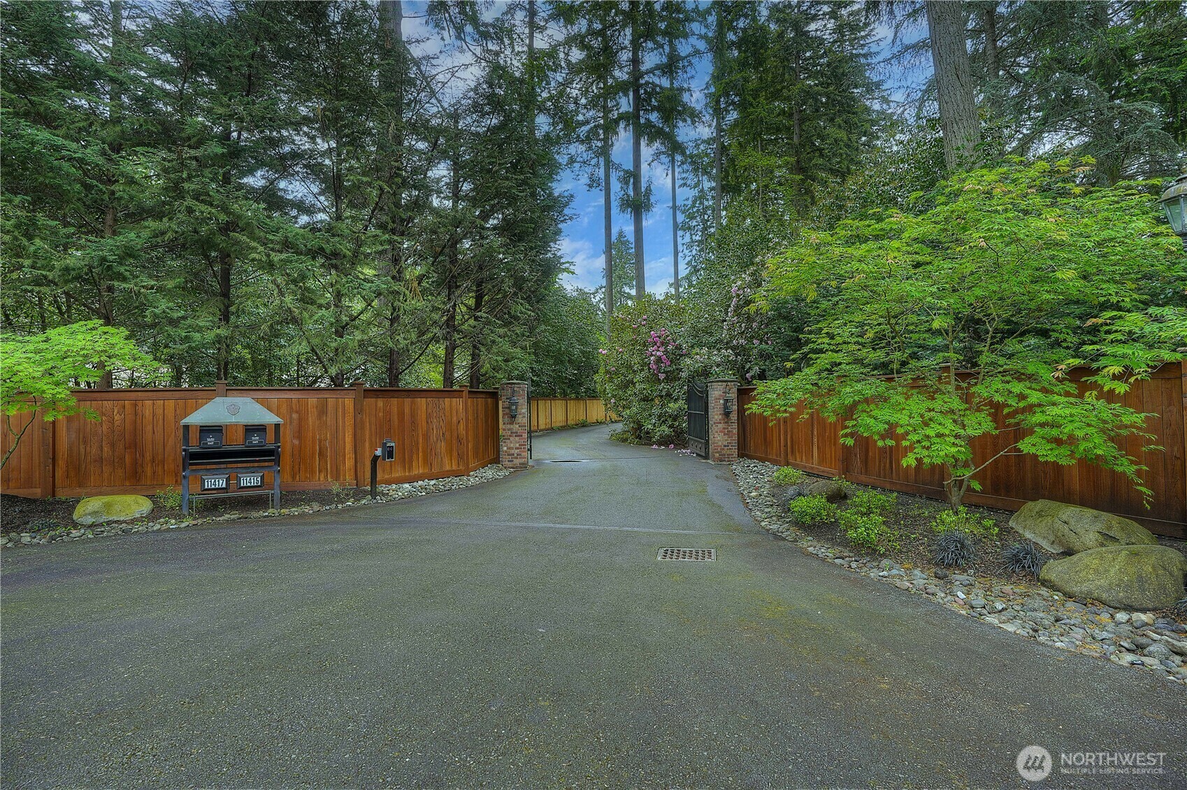 Property Photo: 11417 Gravelly Lake Drive SW WA 98499