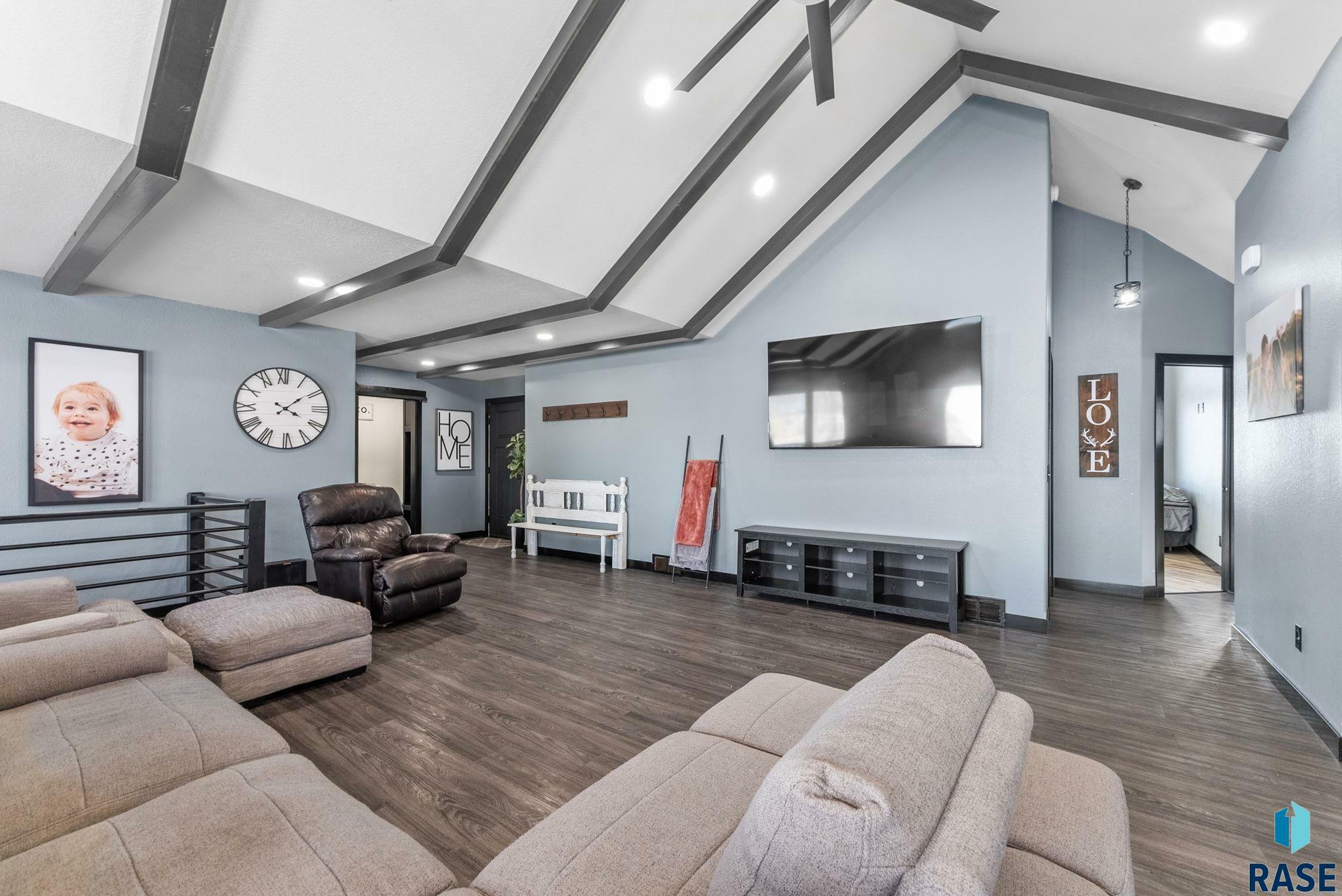 Property Photo: 46882 270th St SD 57064
