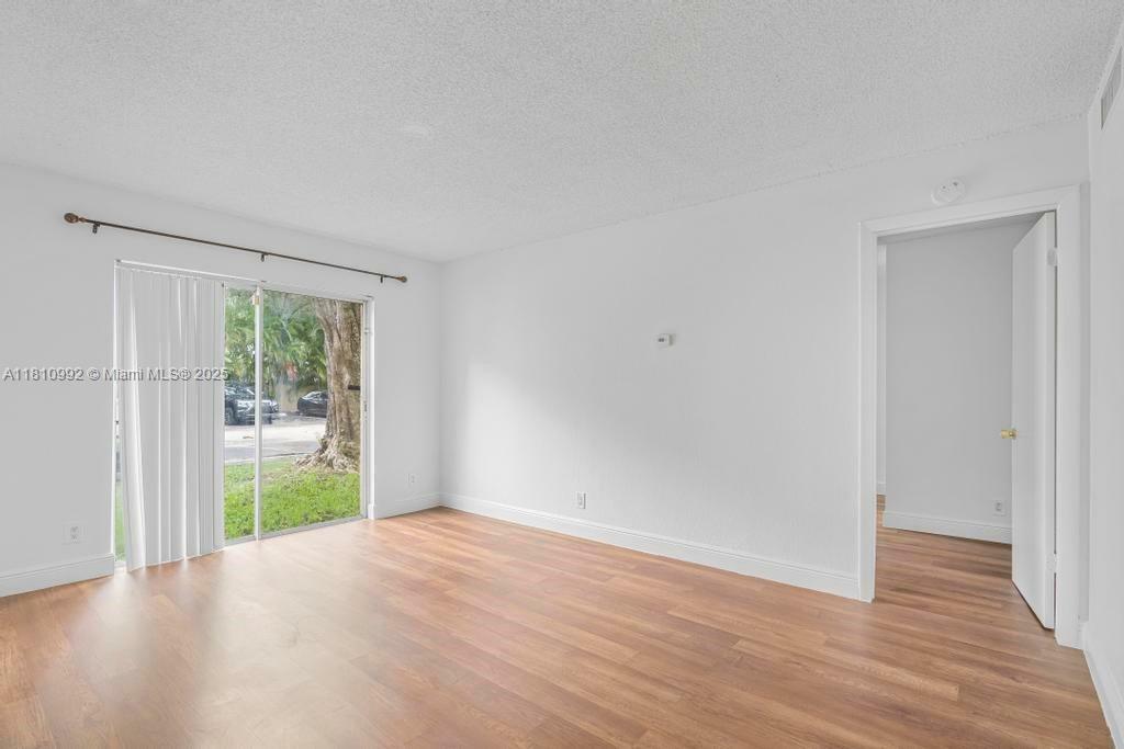 Property Photo: 4525 Treehouse Ln B FL 33319